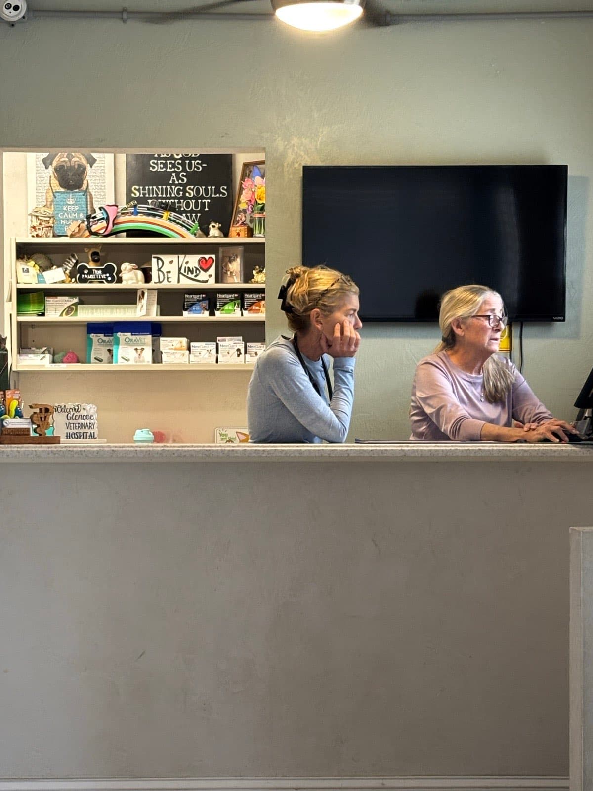 Dr. Ginger and her sister and business partner Robyn at Glencoe Veterinary Hospital